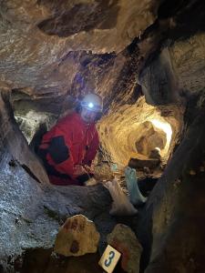 Výzkum bezobratlých v Jeskyni Na Špičáku, únor 2025